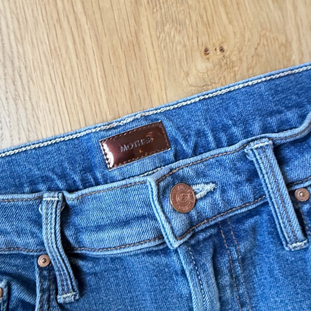 MOTHER High-Rise Rider Ankle Step Fray Classic Blue Denim Jeans